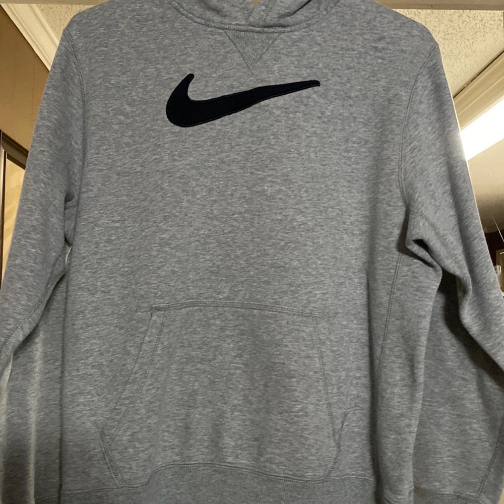 Nike youth xl